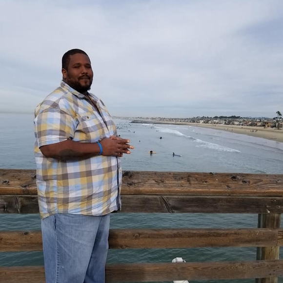 Meet your Posher, Mark - Picture 1 of 1